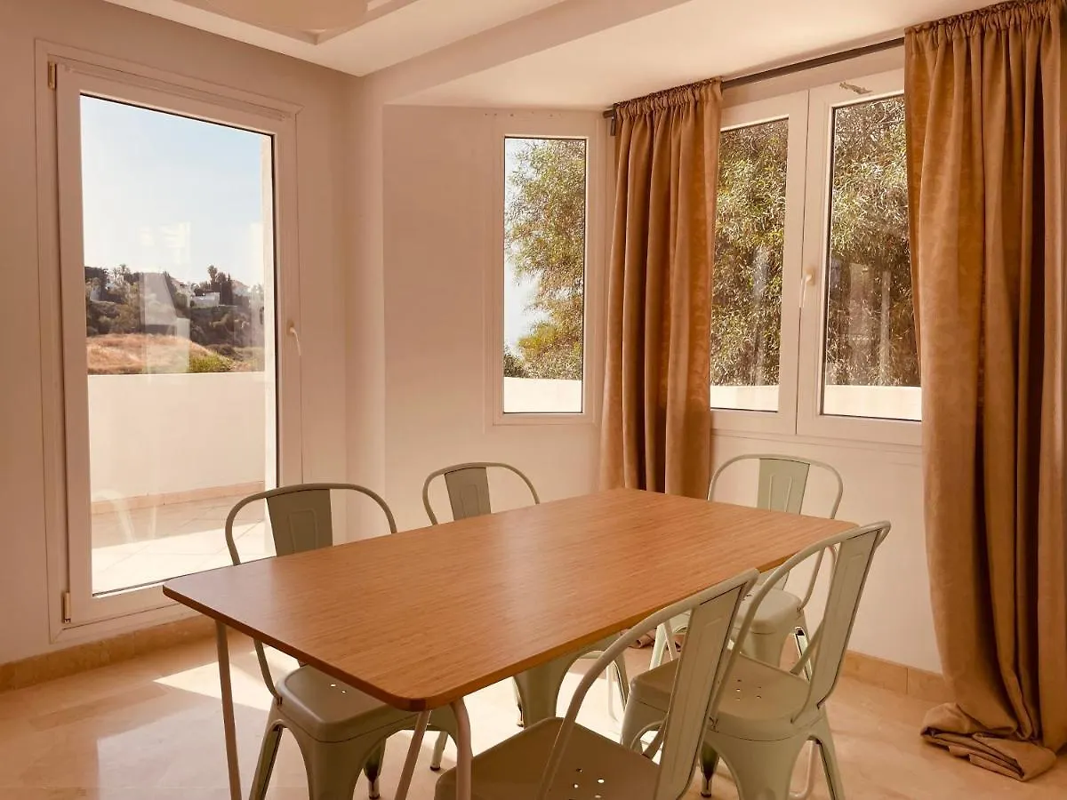 Aloha Vistas Apartment Marbella